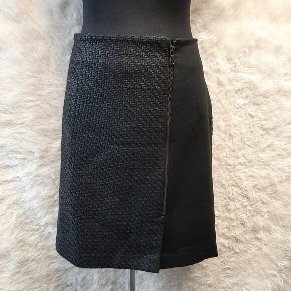 Ann Taylor Women's Black Waxed Tweed Ponte Off-Center Zip Pencil Skirt Size: 14 - Picture 1 of 6